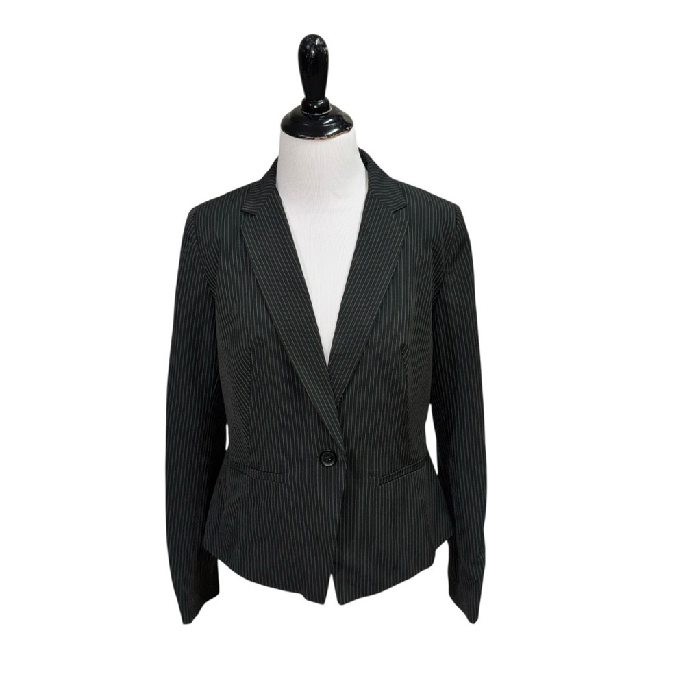 Simply Styled Women’s M Medium Pinstripe Blazer Jacket One Button Closure NWT